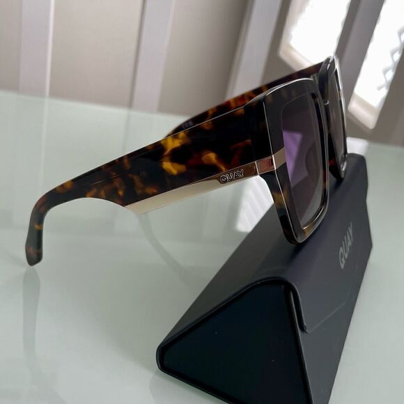 NWT QUAY Notorious Sunglasses - Picture 3 of 9